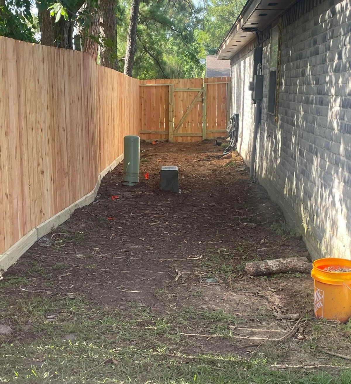 Fence detail with gate